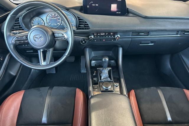 2024 Mazda Mazda3 2.5 Carbon Turbo