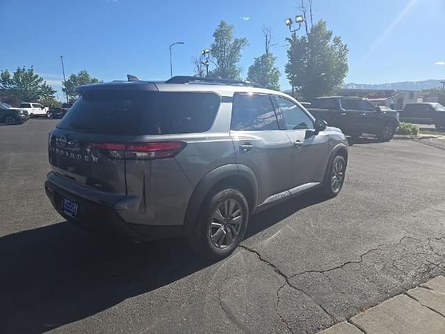 2025 Nissan Pathfinder SV 4WD