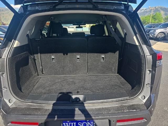 2025 Nissan Pathfinder SV 4WD