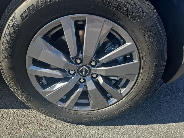 2025 Nissan Pathfinder SV 4WD