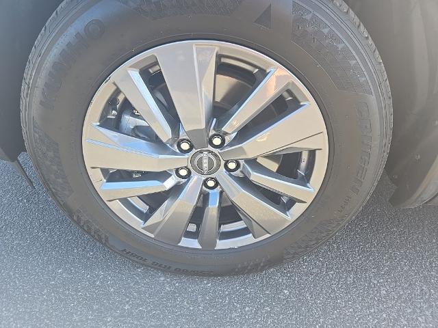2025 Nissan Pathfinder SV 4WD