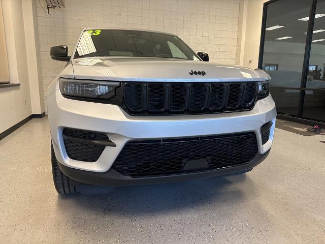 2023 Jeep Grand Cherokee Altitude 4x4