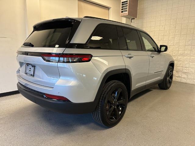 2023 Jeep Grand Cherokee Altitude 4x4