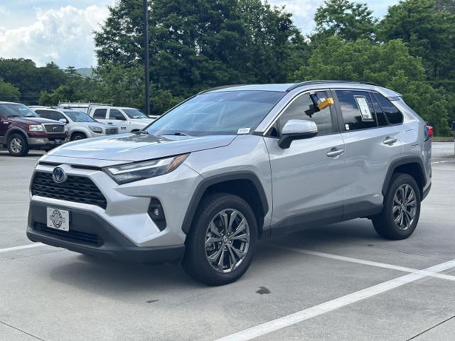 2022 Toyota RAV4 Hybrid XLE Premium