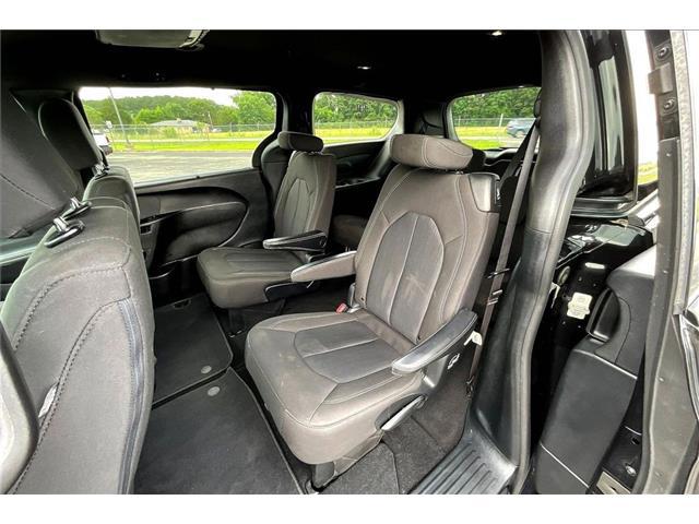 2020 Chrysler Pacifica Touring