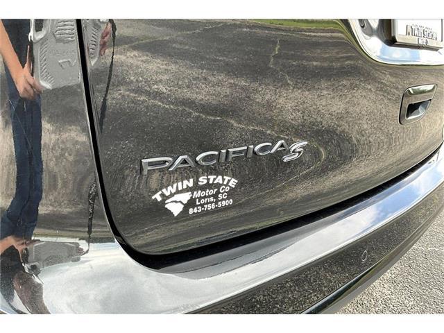 2020 Chrysler Pacifica Touring