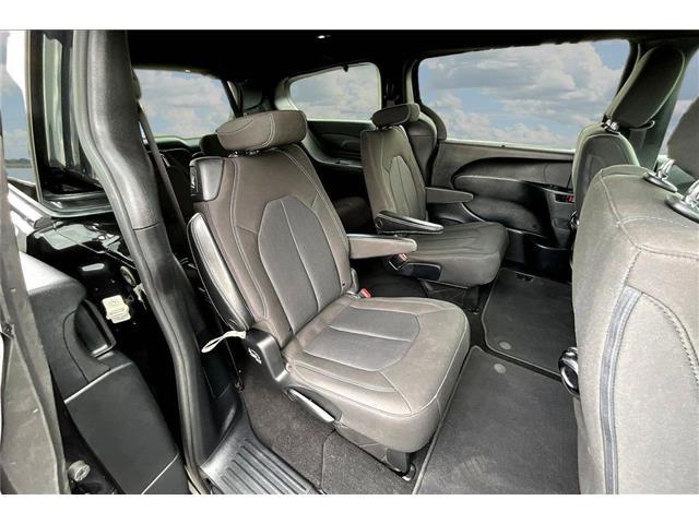 2020 Chrysler Pacifica Touring