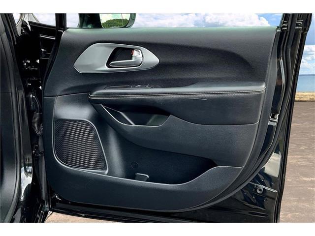 2020 Chrysler Pacifica Touring