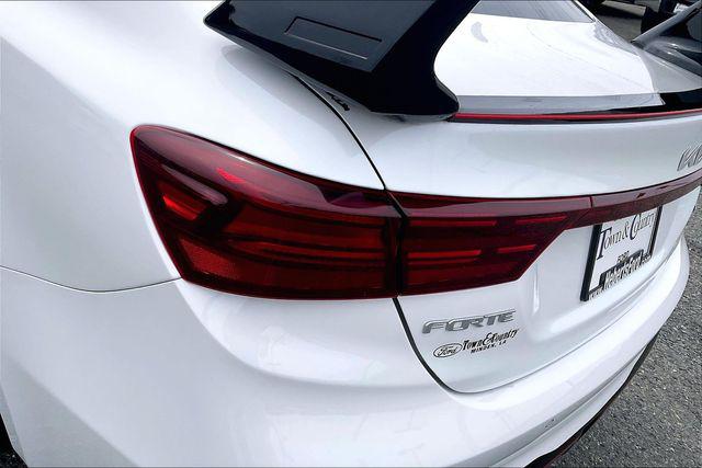 2022 Kia Forte GT Manual