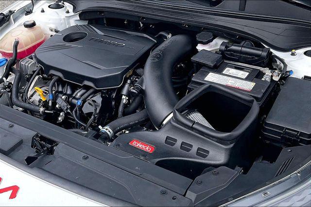 2022 Kia Forte GT Manual