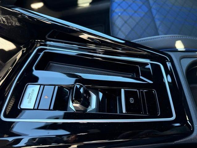 2025 Volkswagen Golf R 2.0T Black Edition