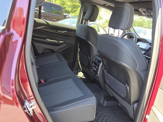 2025 Jeep Grand Cherokee Laredo X 4x2