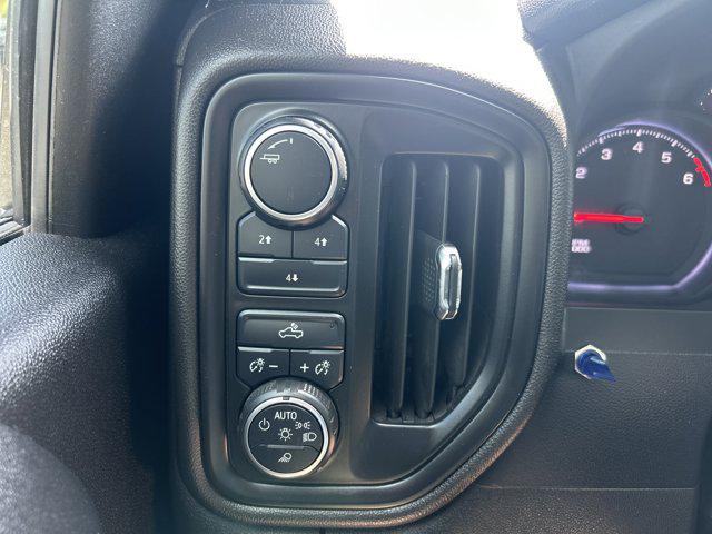 2023 Chevrolet Silverado 2500HD 4WD Crew Cab Standard Bed Custom