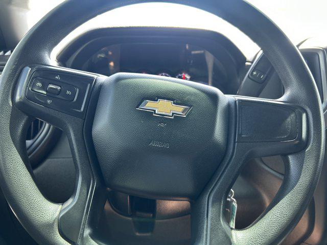 2023 Chevrolet Silverado 2500HD 4WD Crew Cab Standard Bed Custom