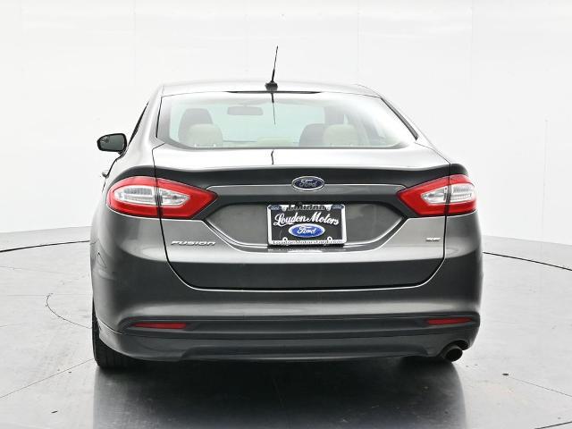 2016 Ford Fusion SE