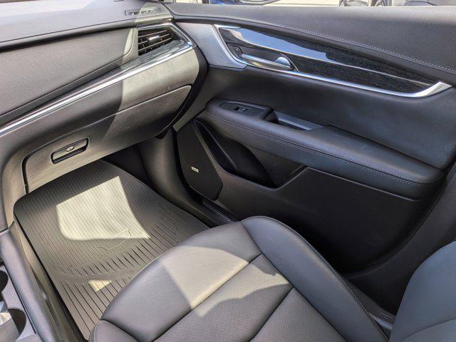 2023 Cadillac XT5 FWD Premium Luxury