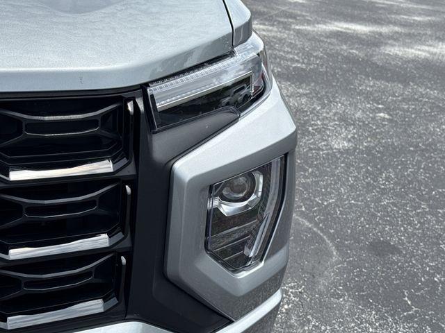 2023 GMC Canyon 4WD Crew Cab Short Box Elevation