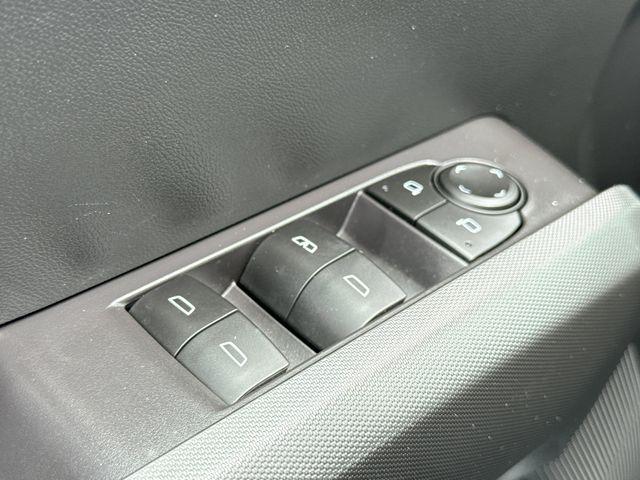 2023 GMC Canyon 4WD Crew Cab Short Box Elevation