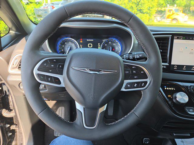 2026 Chrysler Pacifica Select 2026 Chrysler Pacifica Select