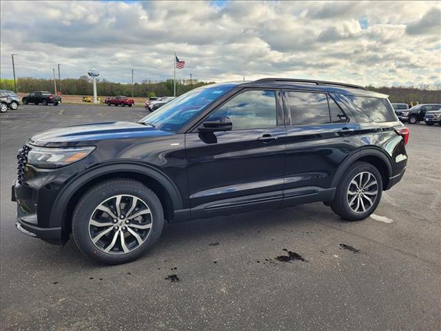 2026 Ford Explorer ST-Line for sale in Reedsburg, WI