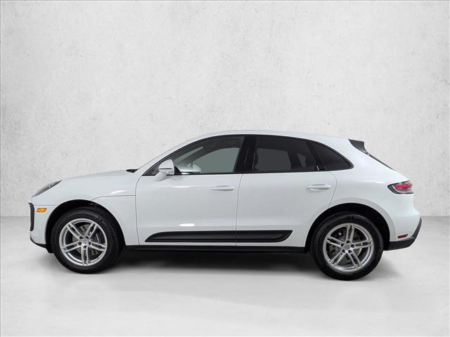 2026 Porsche Macan AWD