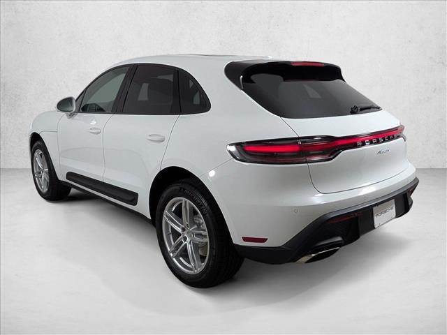 2026 Porsche Macan AWD