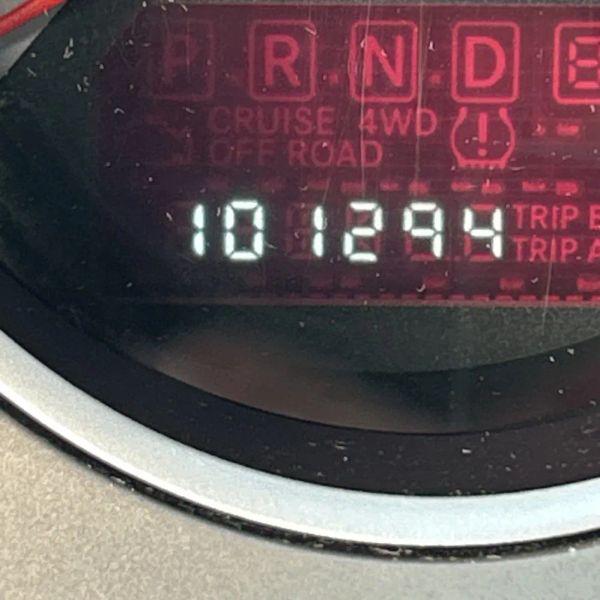 2011 Volkswagen Routan SE