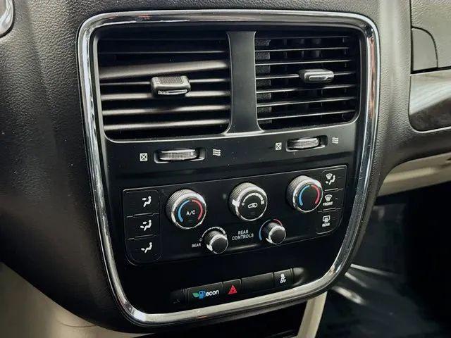 2020 Dodge Grand Caravan SE