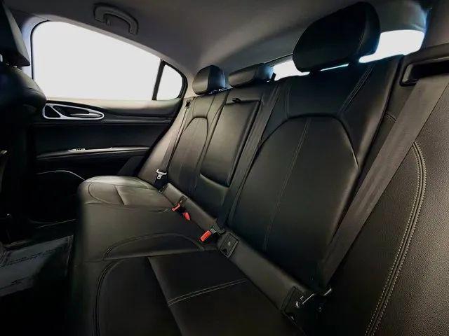 2020 Alfa Romeo Stelvio RWD