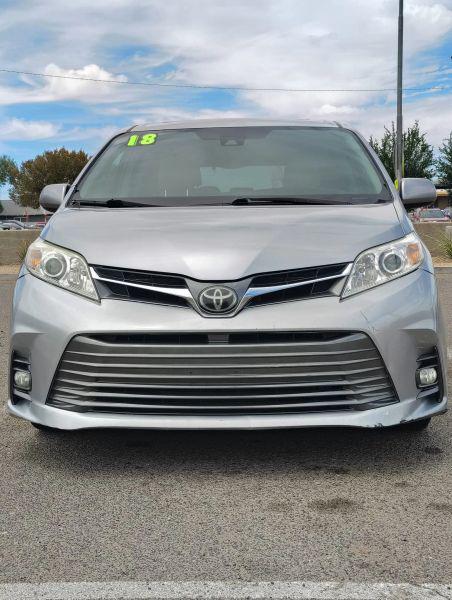2018 Toyota Sienna XLE 8 Passenger for sale in Phoenix, AZ