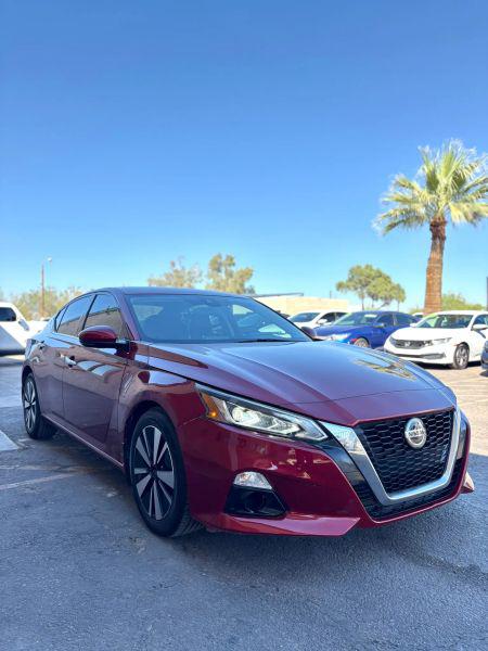 2022 Nissan Altima SL FWD