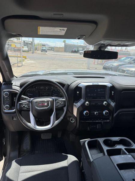 2020 GMC Sierra 1500 4WD Crew Cab Short Box SLE