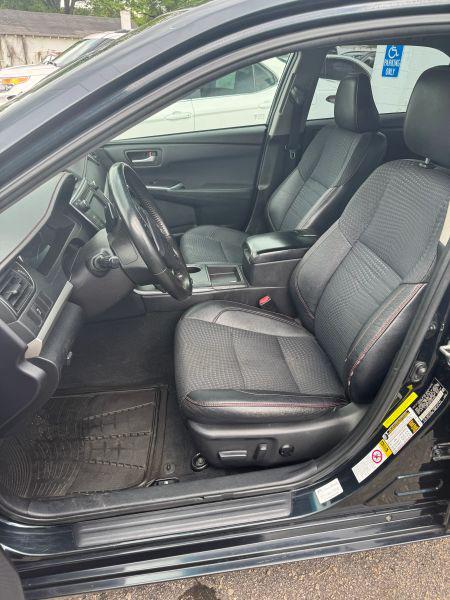 2015 Toyota Camry SE
