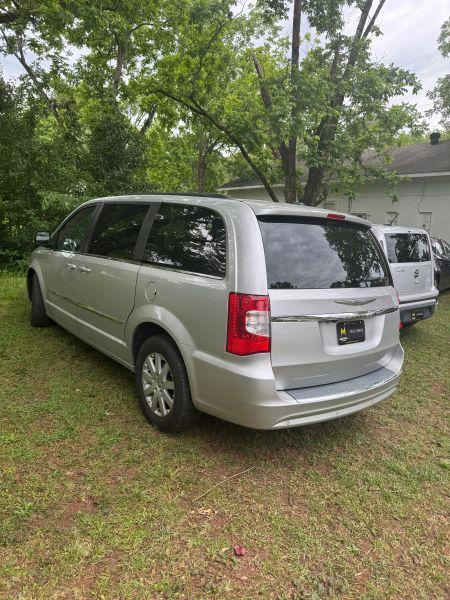 2011 Chrysler Town & Country Touring-L