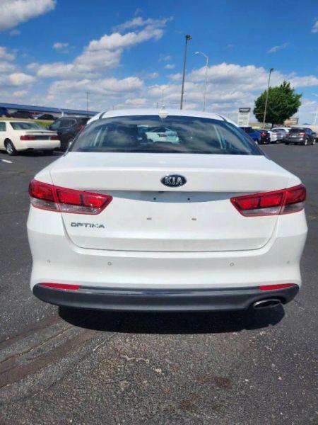 2018 Kia Optima LX
