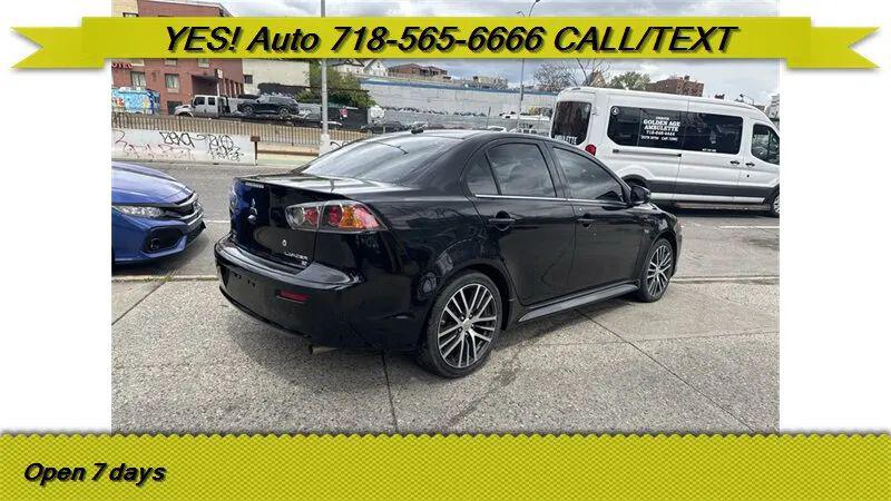2017 Mitsubishi Lancer ES