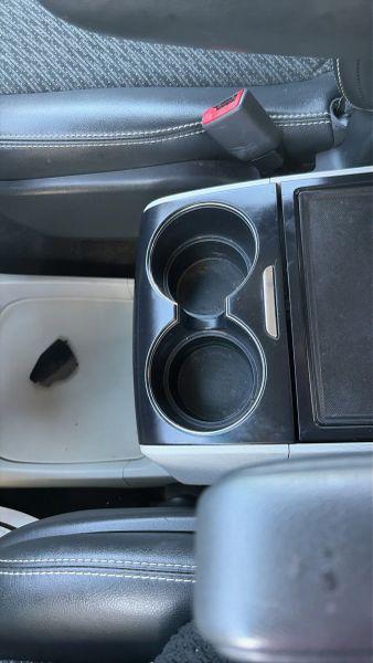 2013 Toyota Sienna SE 8 Passenger