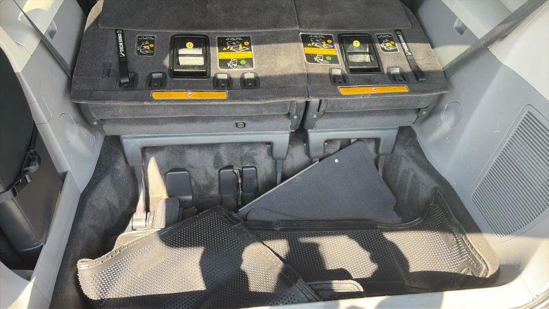 2013 Toyota Sienna SE 8 Passenger