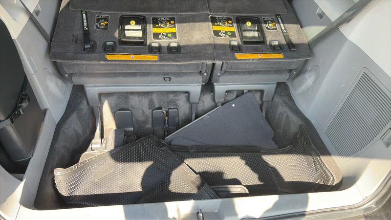 2013 Toyota Sienna SE 8 Passenger
