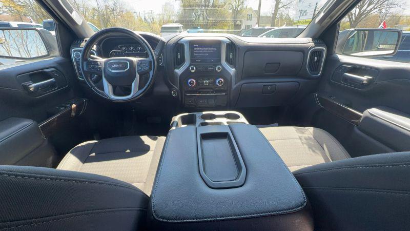 2021 GMC Sierra 1500 4WD Crew Cab Short Box Elevation