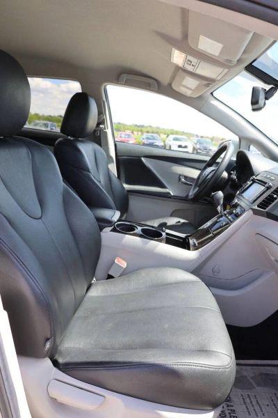 2013 Toyota Venza LE