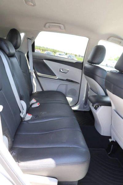 2013 Toyota Venza LE