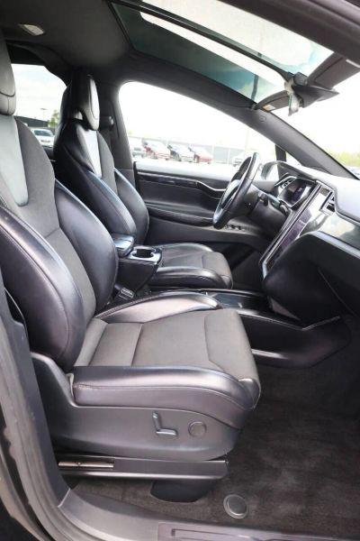 2018 Tesla Model X 75D