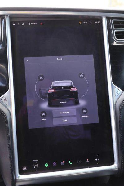 2018 Tesla Model X 75D