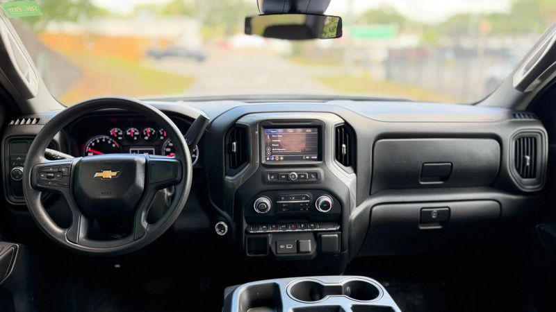 2022 Chevrolet Silverado 1500 2WD Crew Cab Short Bed Custom