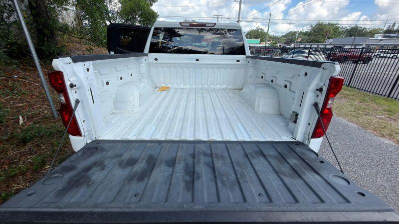 2022 Chevrolet Silverado 1500 2WD Crew Cab Short Bed Custom