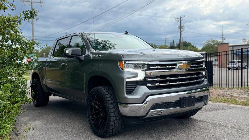 2023 Chevrolet Silverado 1500 2WD Crew Cab Short Bed LTZ