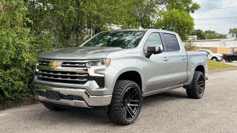 2023 Chevrolet Silverado 1500 2WD Crew Cab Short Bed LTZ