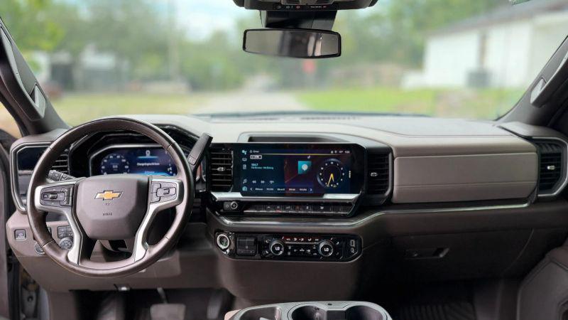 2023 Chevrolet Silverado 1500 2WD Crew Cab Short Bed LTZ