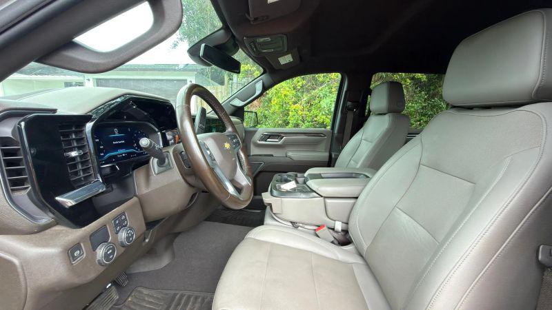 2023 Chevrolet Silverado 1500 2WD Crew Cab Short Bed LTZ